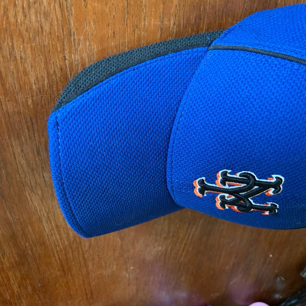 Hat - Picture 6 of 6